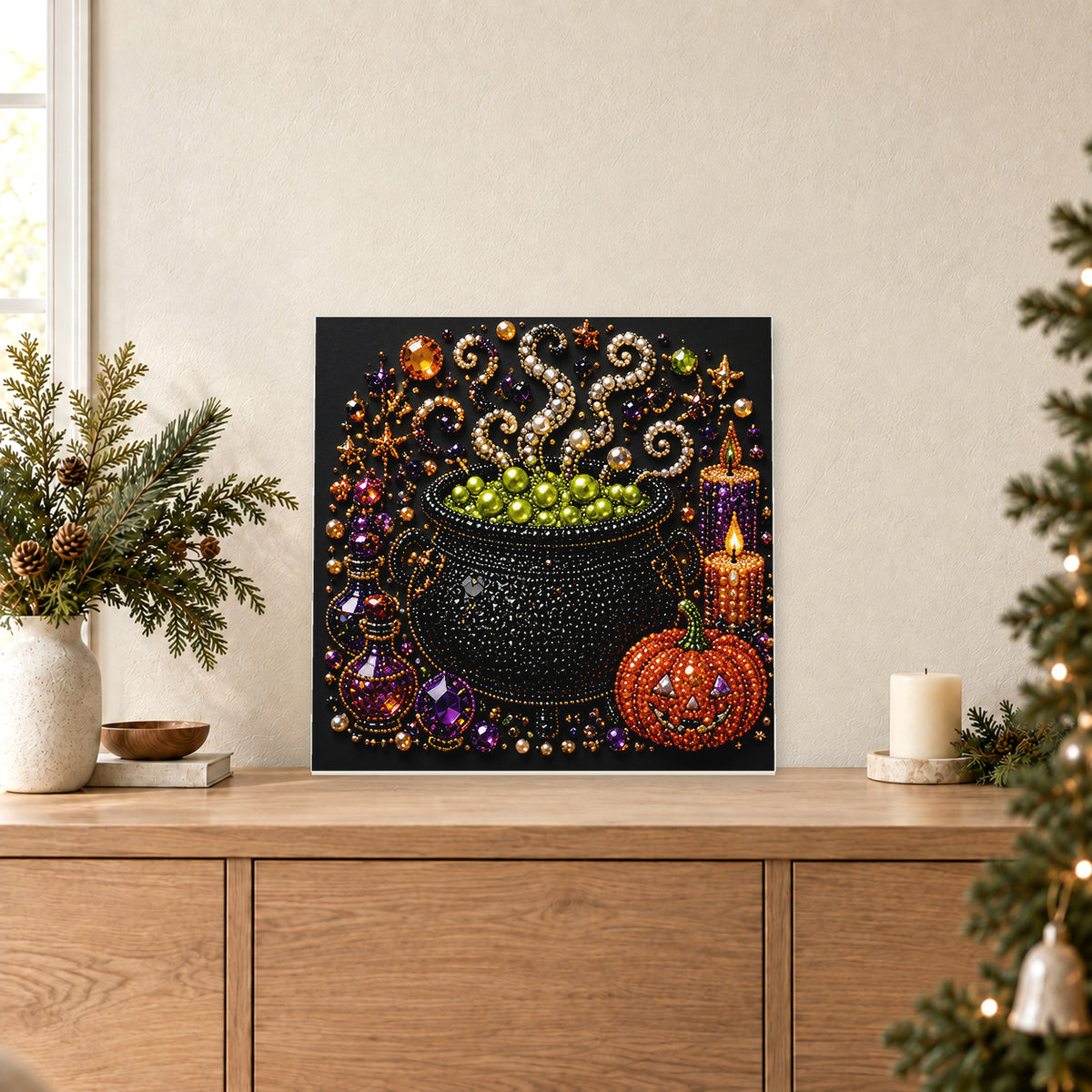 Caldero verde burbujeante con velas de Halloween